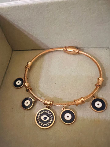 Evil eye hanging bracelet