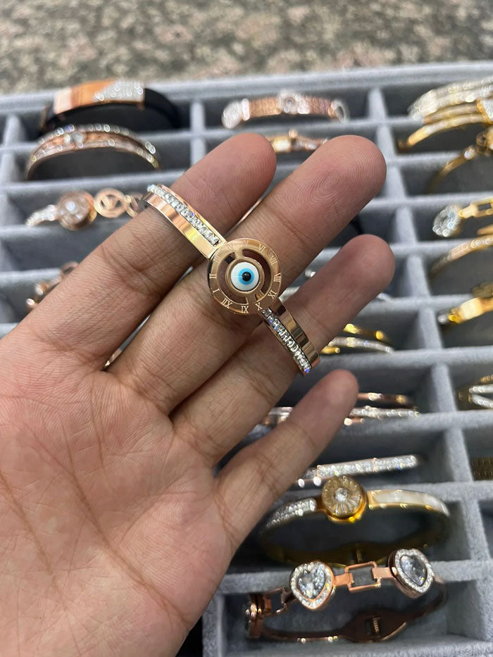 Evil eye Roman Bezel Bracelet