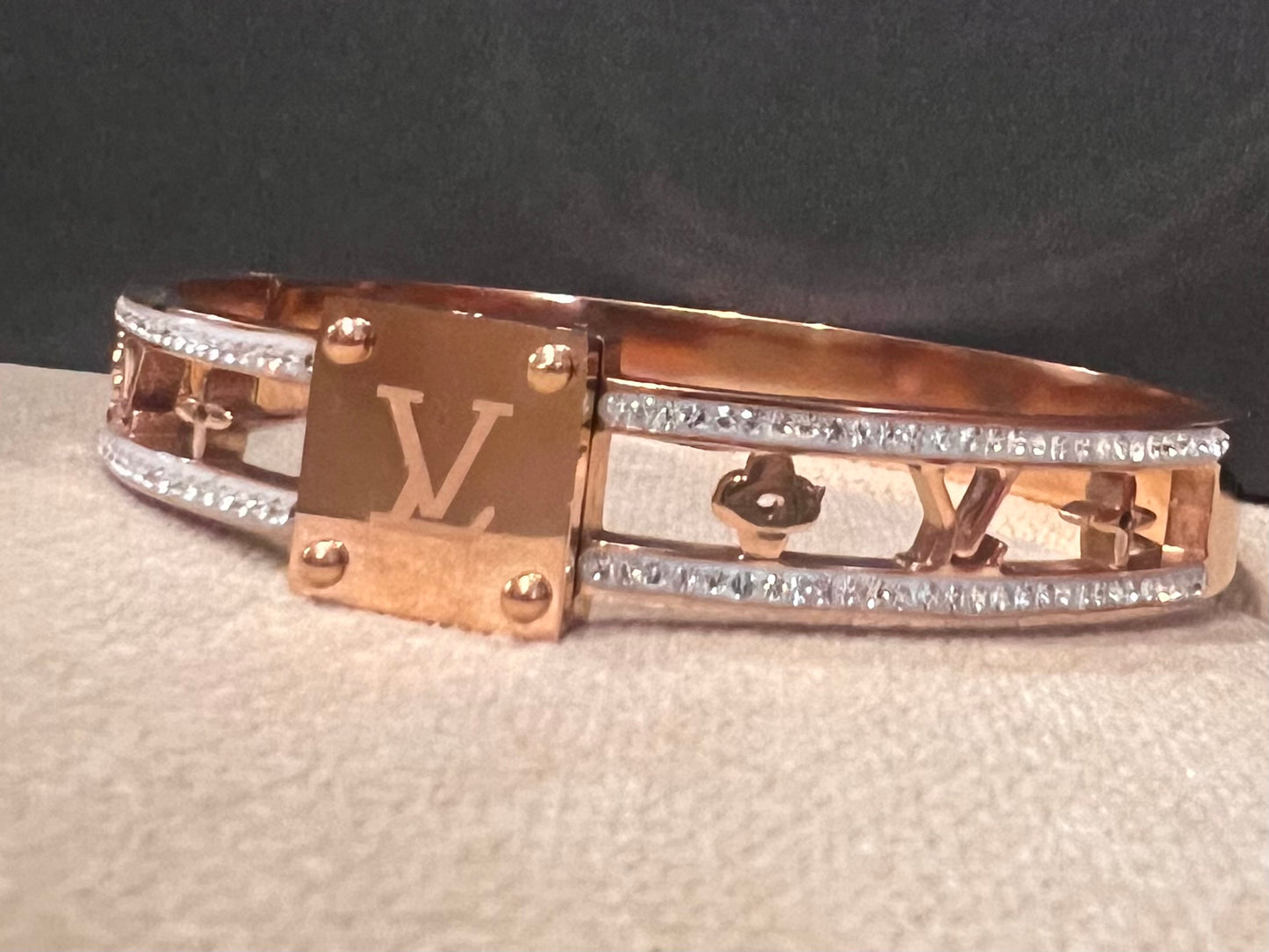 The Fashion Bracelet