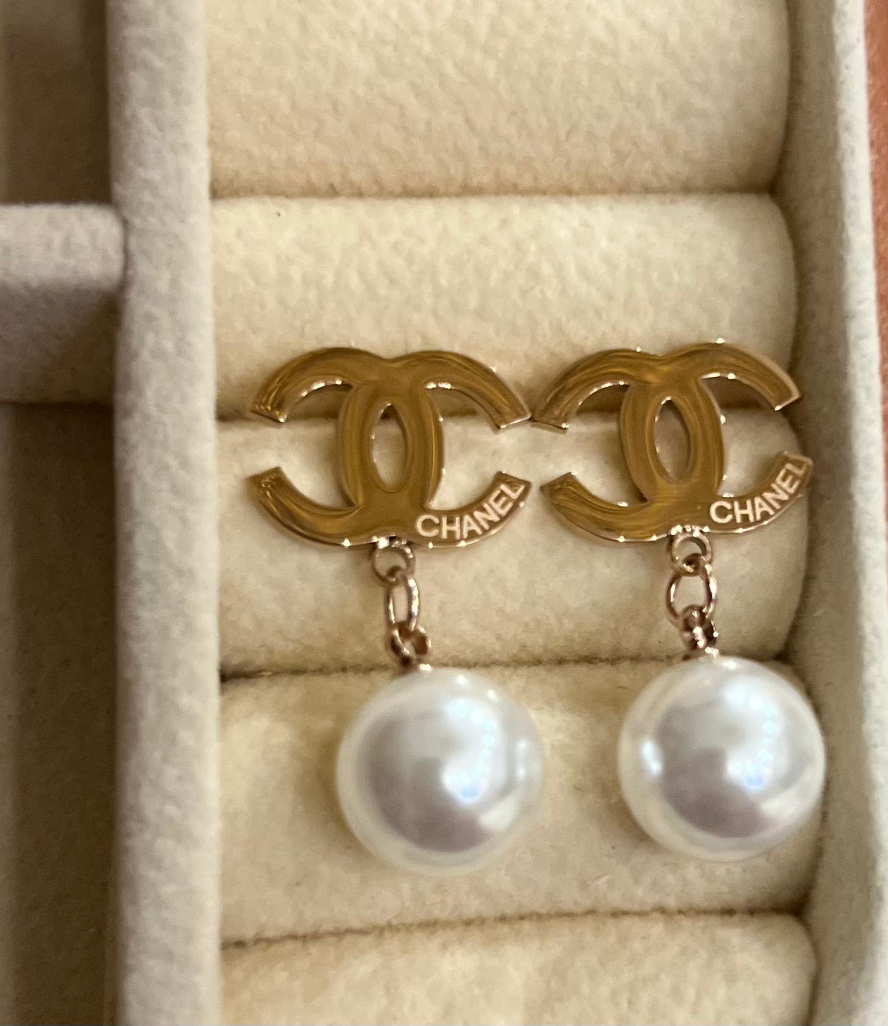 Inspired studs