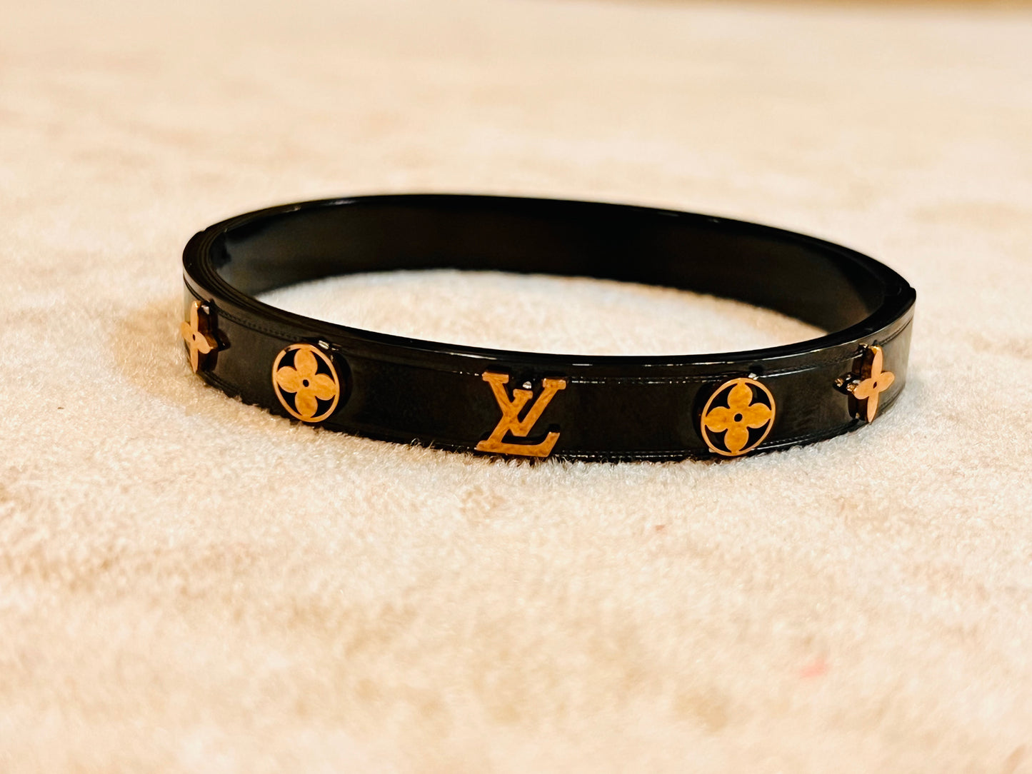 Black Finish bracelet