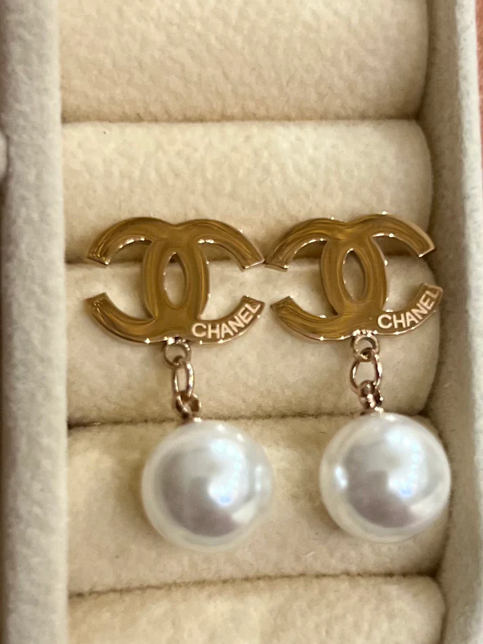 Inspired studs