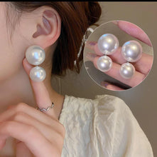 Double Pearl stud Earings