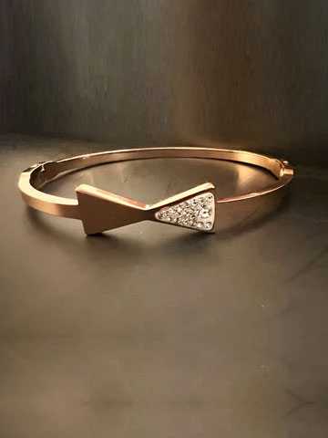 Cubic Zirconia Triangle Bracelet