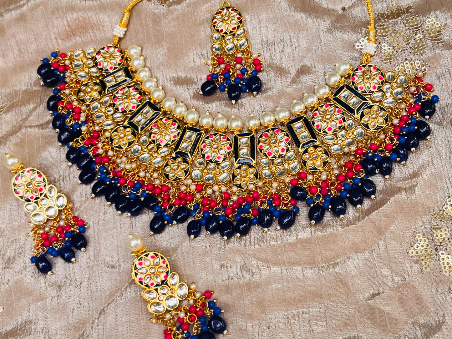 Latest Designer Choker Necklace Set for her Jewellery Set